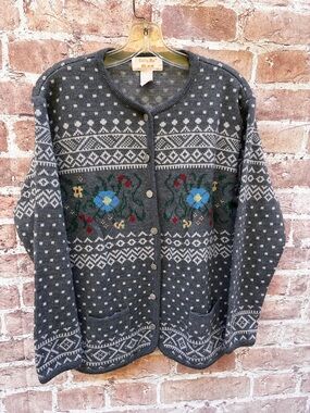 Vtg Tally-Ho size M fair isle floral knit pocket cardigan sweater
